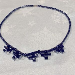 Hematite Crystal Necklace Modern Design Screw Closure 16” Gorgeous